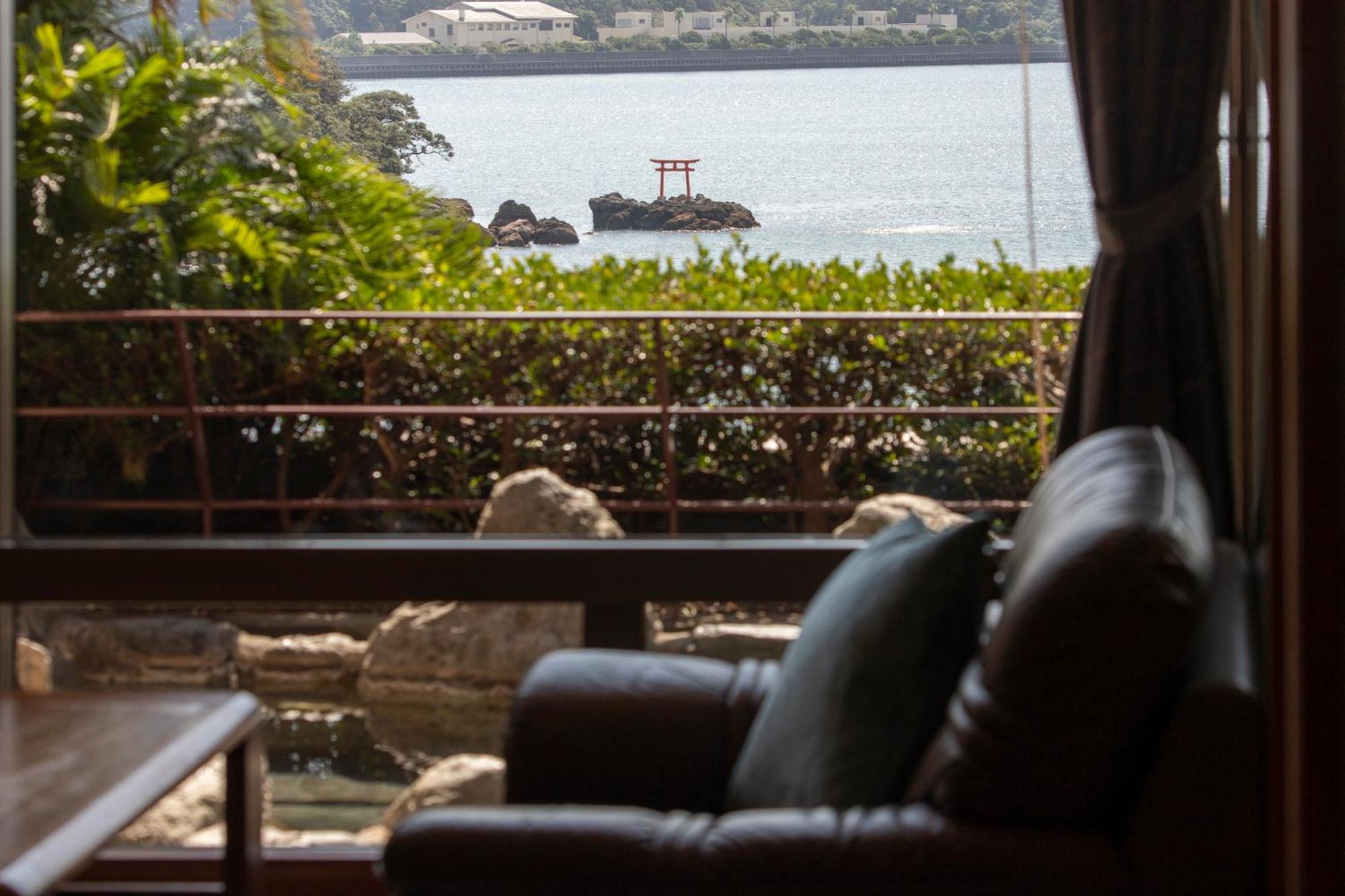 Kurofune Hotel Shimoda  Exterior photo